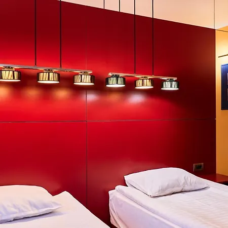 Monet Hotel 3*