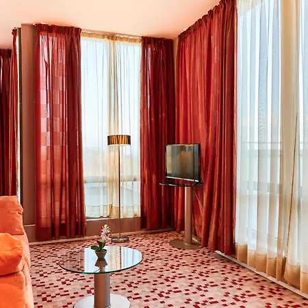 Monet Hotel 3*